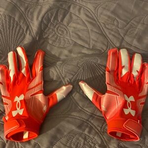 New Under Armour red football gloves